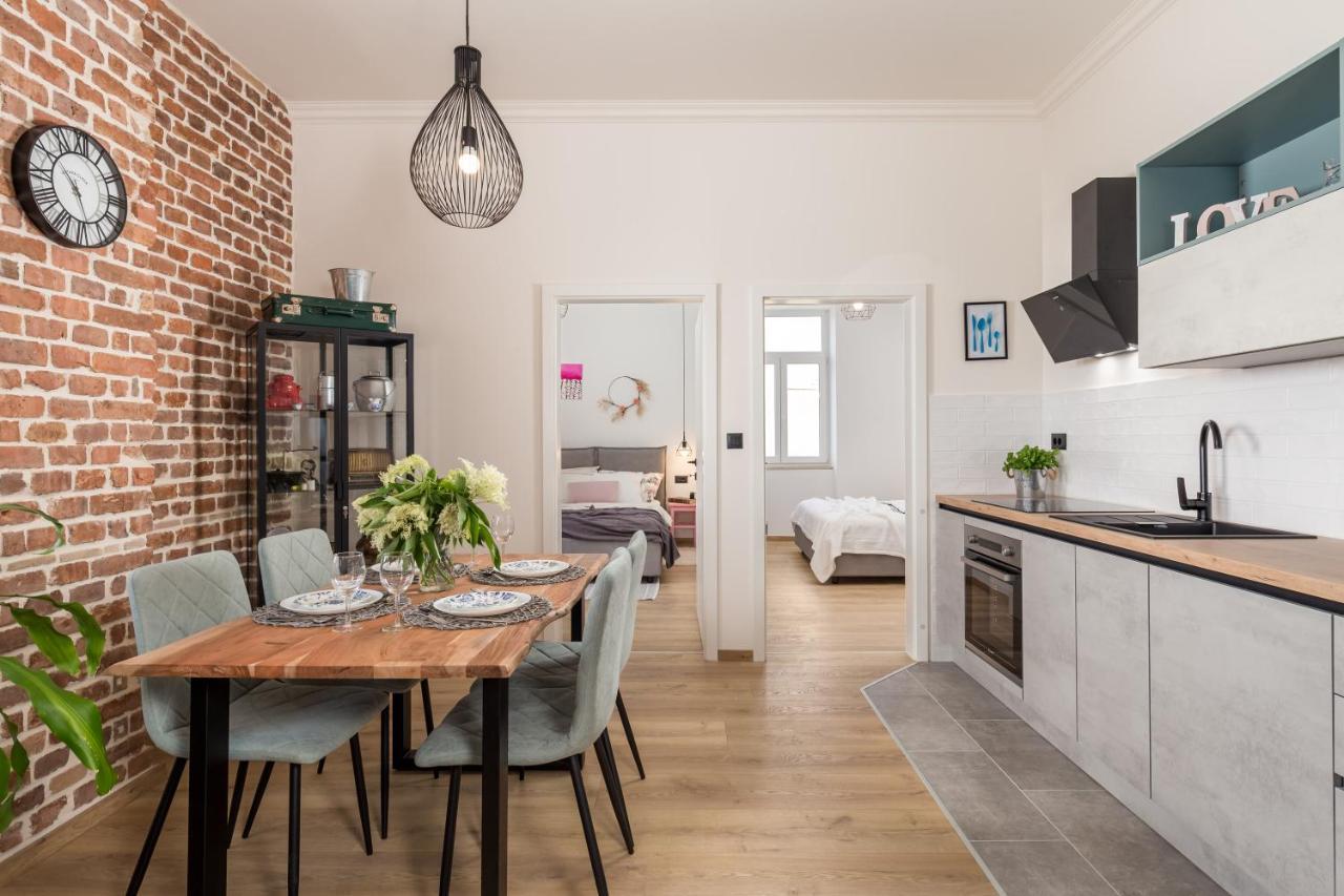 Apartment Vintasio غييكا المظهر الخارجي الصورة